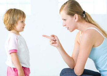 बच्चों को अनुशासित करने के आसान उपाय
