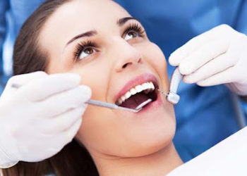 मसूड़ों की बीमारियों को कभी ना करें अनदेखी, हो सकता है इस गंभीर रोग का खतरा