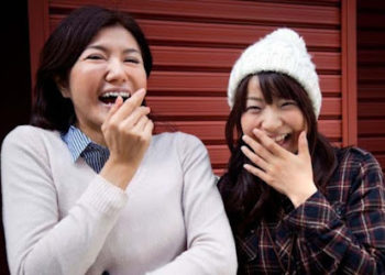 हमारी हंसी हमें और लोगों से कर देती है अलग, जानिए कैसे