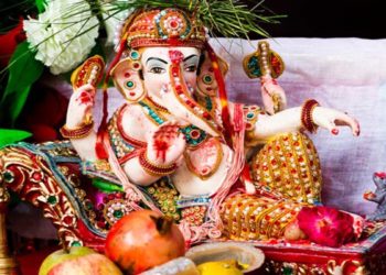 वास्तुदोष दूर करने के लिए इन जगहों पर लगाएं गणपति बप्पा की फोटो