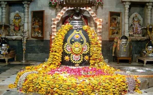 ज्योतिर्लिंग पूजा की है विशेष मान्यता, ये हैं 12 ज्योतिर्लिंग जिनके दर्शन मात्र से पूरी हो जाती है मनोकामना