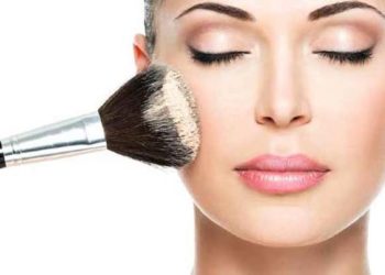 सीजन के मुताबिक बदलता है मेकअप का तरीका गर्मियों में ऐसे करें मेकअप