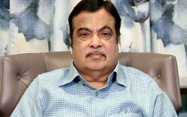 बिहार में पुल क्यों गिर गया अफसर के जवाब से हैरान रह गए नितिन गडकरी