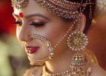 ब्राइडल लुक को और खास बना देंगे नथ के ये डिजाइन, कर सकते हैं ट्राई