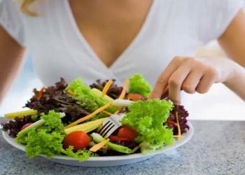 कौन सा टाइम है सलाद खाने के लिए सही