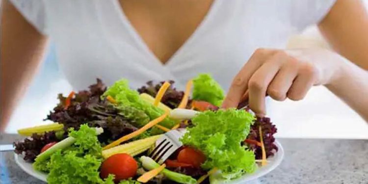 कौन सा टाइम है सलाद खाने के लिए सही