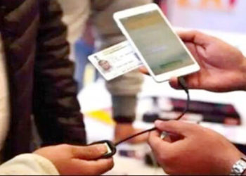आधार कार्ड बनवाने या अपडेट कराने नहीं जाना होगा आधार सेंटर, अब मिलेगी ये सुविधा