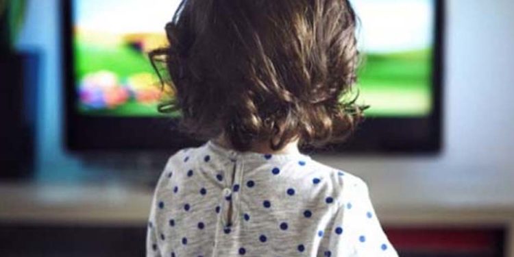 बच्चों के लिए ज्यादा कार्टून देखना होता है नुकसानदेह