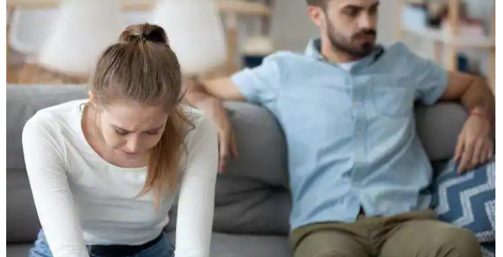 Husband-Wife Relationship Tips: आखिर Wife क्यों करती हैं Husband पर शक