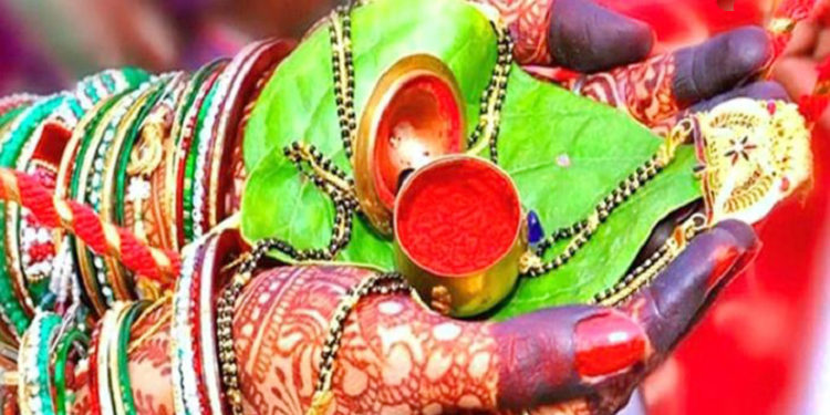 कब मनाई जाएगी हरियाली तीज, इसका महत्व और क्यों खास होता है ये व्रत