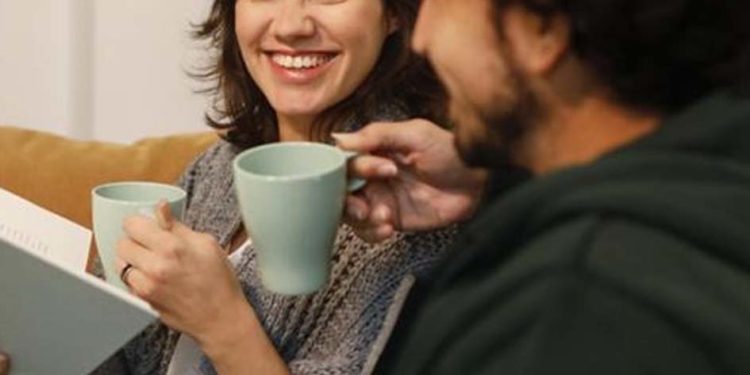 रिश्ते में दोबारा प्यार जगाने के लिए करें ये छोटे-छोटे उपाय