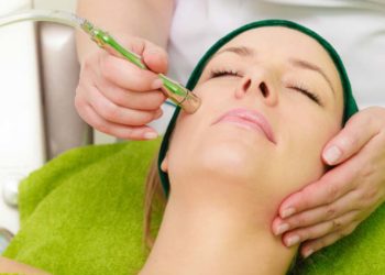 क्या होता है माइक्रोकरंट फेशियल, ये होते है फायदे