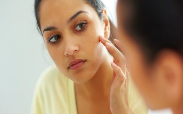 स्क्रब करने से पहले ध्यान रखें ये खास बातें, वरना हो सकता है नुकसान