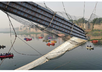 Morbi Bridge Collapse: दो साल पहले लिखी गई थी हादसे की स्क्रिप्ट, सामने आया ये चौंकाने वाला खुलासा