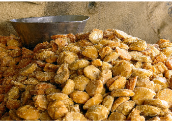 ये किसान 11 हजार रुपये किलो बेच रहे हैं गुड़, आप भी जानिए ट्रिक