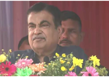 पश्चिम बंगाल में कार्यक्रम के दौरान अचानक बिगड़ी नितिन गडकरी की तबीयत, जानें अब कैसी है हालत