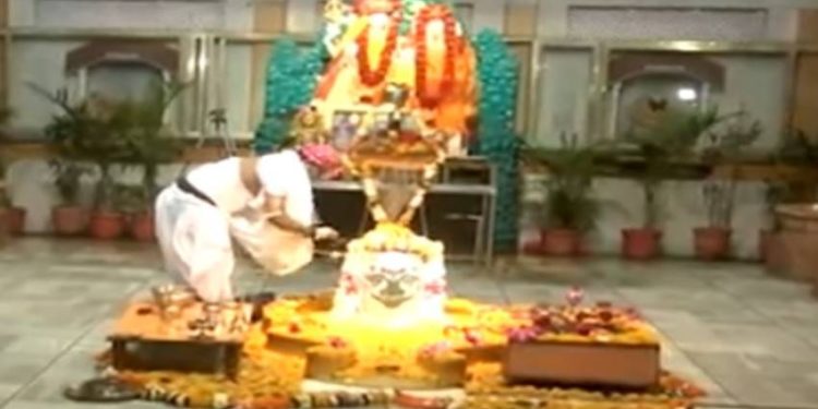 गेंदेश्वर महादेव मंदिर में होती है तांडव आरती, एक बार जरुर करें दर्शन