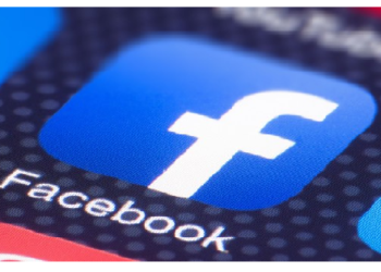 Facebook पर भूलकर भी ना करें ये 4 गलतियां, पहुंचा देगा सीधा जेल!