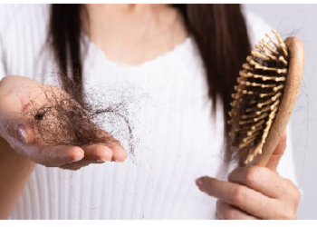 ये 5 घरेलू नुस्खे हेयर फॉल को जड़ से करेंगे खत्‍म