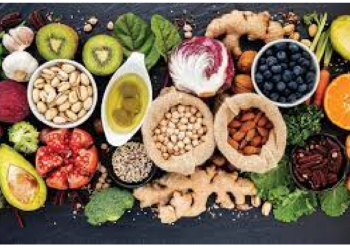 इम्यूनिटी बढ़ाने के लिए आहार में शामिल करें ये 7 चीजें, नींबू जरूरी नहीं