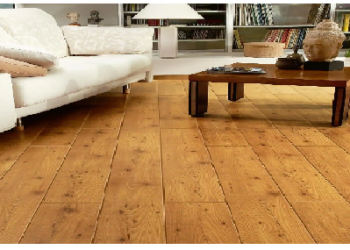 इन गलतियों से बचे, वुडन फ्लोर की चमक कभी नहीं पड़ेगी फीकी