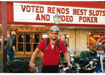 प्रेमिका से ब्रेकअप के बाद साइकिल चलाने निकल पड़ा शख्स, 20 सालों में करीब 55 देश घूम लिए