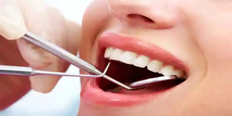 दांतों की ठीक से सफाई नहीं होने से कैंसर का खतरा!