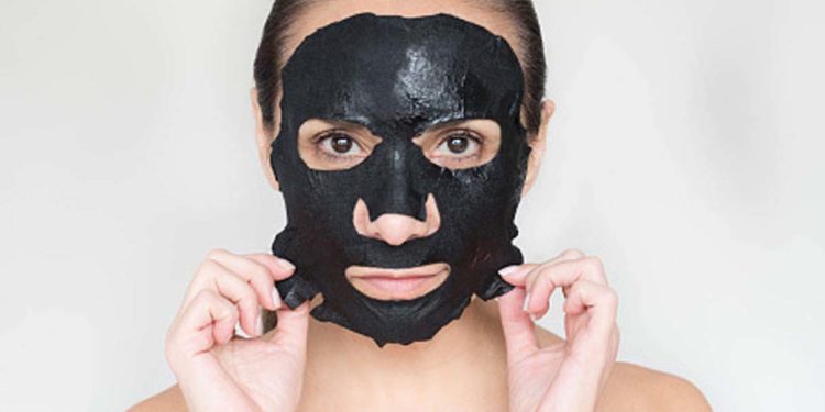 कोयला भी निखारता है रंग, जानिए कैसे करता है ये काम