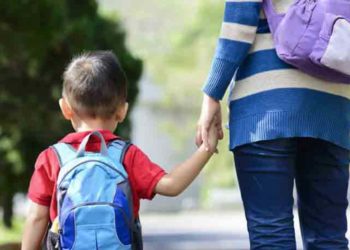 बच्चा स्कूल जाने वाला है तो इन 5 बातों का रखें ध्यान ना करें गलतियां