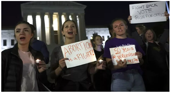 Women will not be able to get abortion after 6 weeks, Florida Governor signs the bill