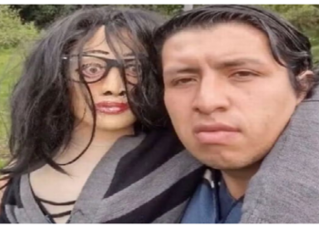 बेहद अजीब है इस शख्स का परिवार, चुड़ैल जैसी है गर्लफ्रेंड की शक्ल