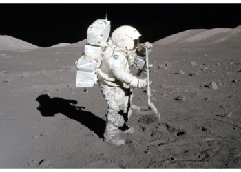 चांद की धूल को सटीकता से साफ कर देता है ये अनूठा तरीका