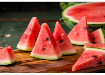 खाली पेट ना करें तरबूज का सेवन, बढ़ जाएगा इन बीमारियों का खतरा