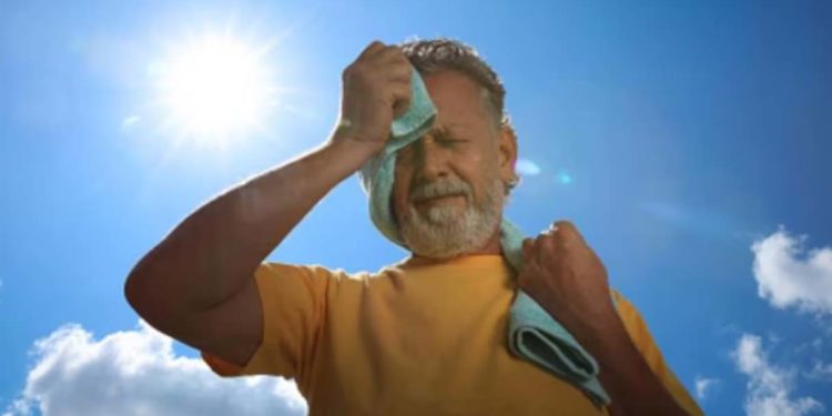 हीट स्ट्रोक और उससे बचने के आसान उपाय