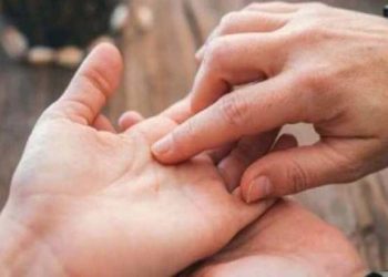 अपराध की तरफ धकेलते हैं हाथ में बने ऐसे निशान