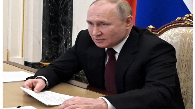 पुतिन के खिलाफ हो सकता है सैन्य विद्रोह?, रूसी कमांडर ने दी चेतावनी