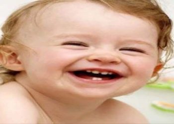 जब निकल रहे हों बच्चों के दूध के दांत तो ऐसे करें देखभाल