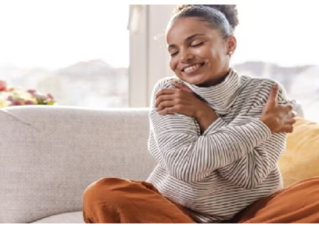 कडल थैरेपी से घर बैठे घंटे भर में 7 हज़ार रुपये कमाती है महिला