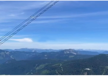 स्वर्ग की सीढ़ी से फिसला पैर, हुई मौत, पर्यटक 90 मीटर से अधिक ऊंचाई से गिरा