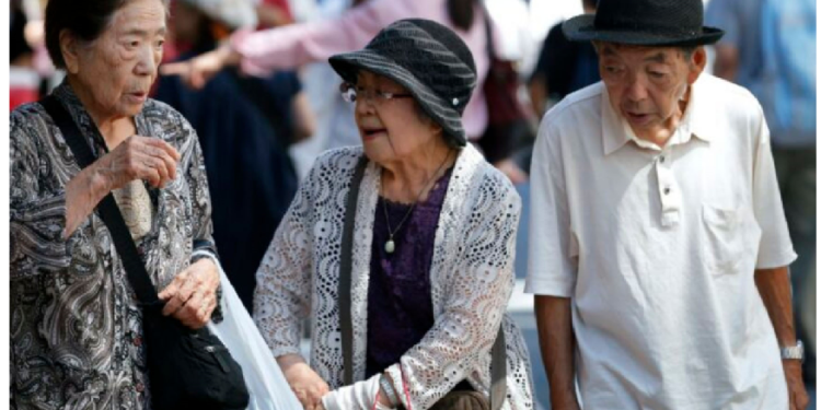 जापा‎नियों को ‎मिला है लंबी उम्र का वरदान, हर 10 में एक की आयु 80 साल के पार