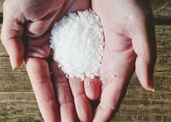 जीवन में नमक है बेहद जरुरी लेकिन कितना करें इसका इस्तेमाल