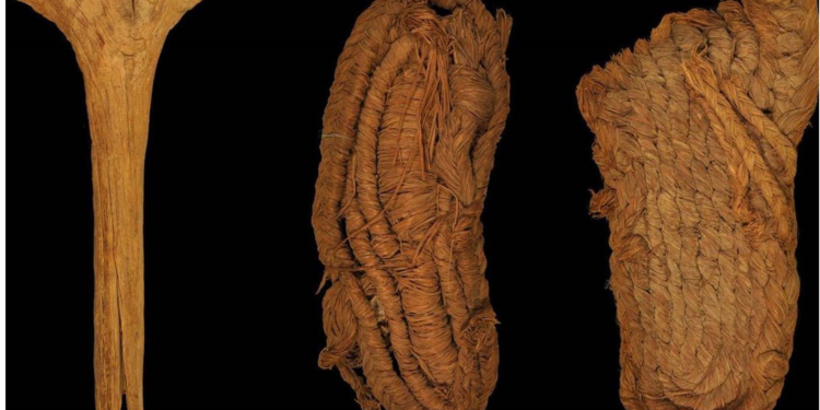 चमगादड की गुफा में मिले हजारों साल पुराने जूते, हैरान करती है डिजाइन