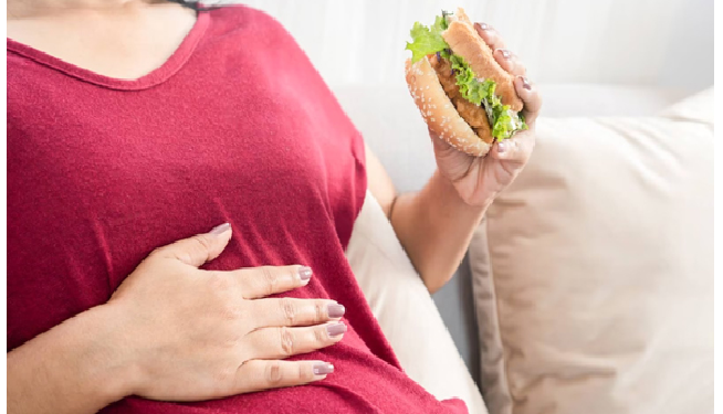 एसिडिटी बढ़ाते हैं ये खाद्य पदार्थ, खाने से पहले जरुर सोच लें