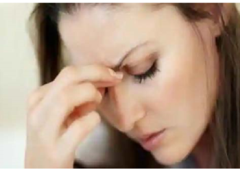 सिर दर्द को हल्के में न लें, ये हो सकती है वजह