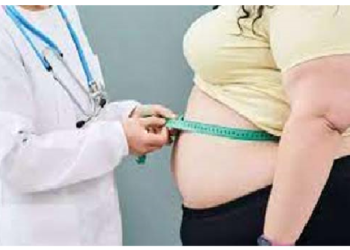 इस देश में मोटापे पर कानून बनाने की तैयारी, वज़न बढ़ा तो लगेगा जुर्माना!