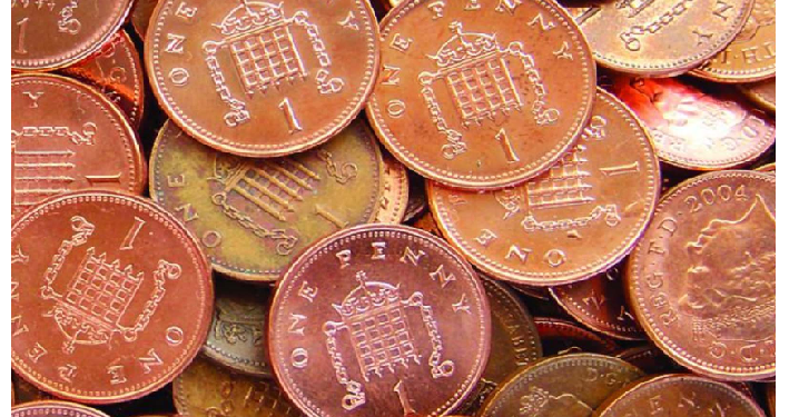 जानिए नदी और जलाशय में में क्यों फेंकते हैं सिक्के