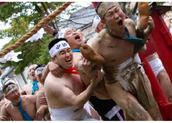 बिना कपड़े पहने पुरुष मनाते हैं जापान में ये विशेष त्यौहार