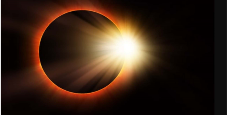 8 अप्रैल को होने वाला सूर्यग्रहण होगा कुछ अलग, सूर्यग्रहण पर दिखेगा ये दुर्लभ नजारा