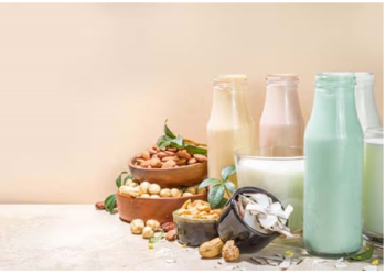 बच्चे के लिए दूध के साथ-साथ पोषक तत्व भी जरुरी