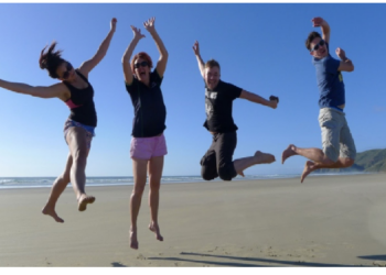 सोचिए! अगर सभी लोग एक साथ धरती पर कूदे तो क्या होगा?